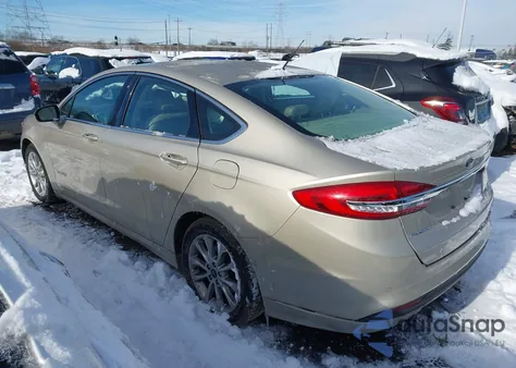 2017 Ford Fusion Hybrid Se z USA, uszkodzony, nr VIN 3FA6P0LU3HR400589